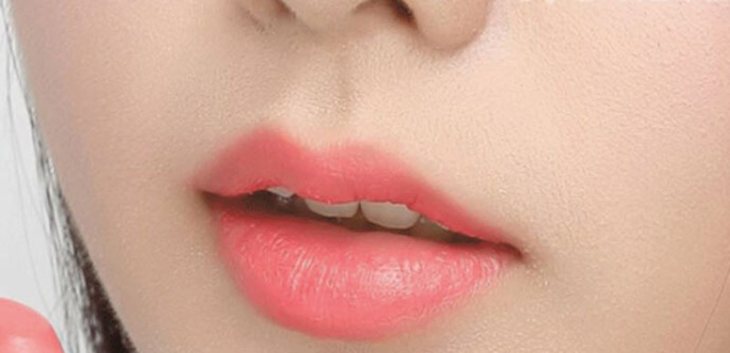 Phun Môi Màu Cam Tự Nhiên
