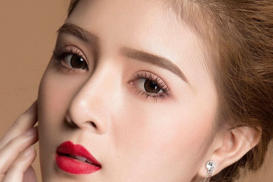 Ưu điểm và nhược điểm kỹ thuật chân mày phun tán bột
